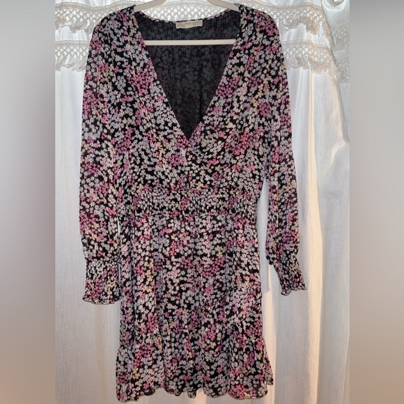 Michael Kors Dresses & Skirts - Michael Kors Black and Pink Floral Long Sleeve Dress